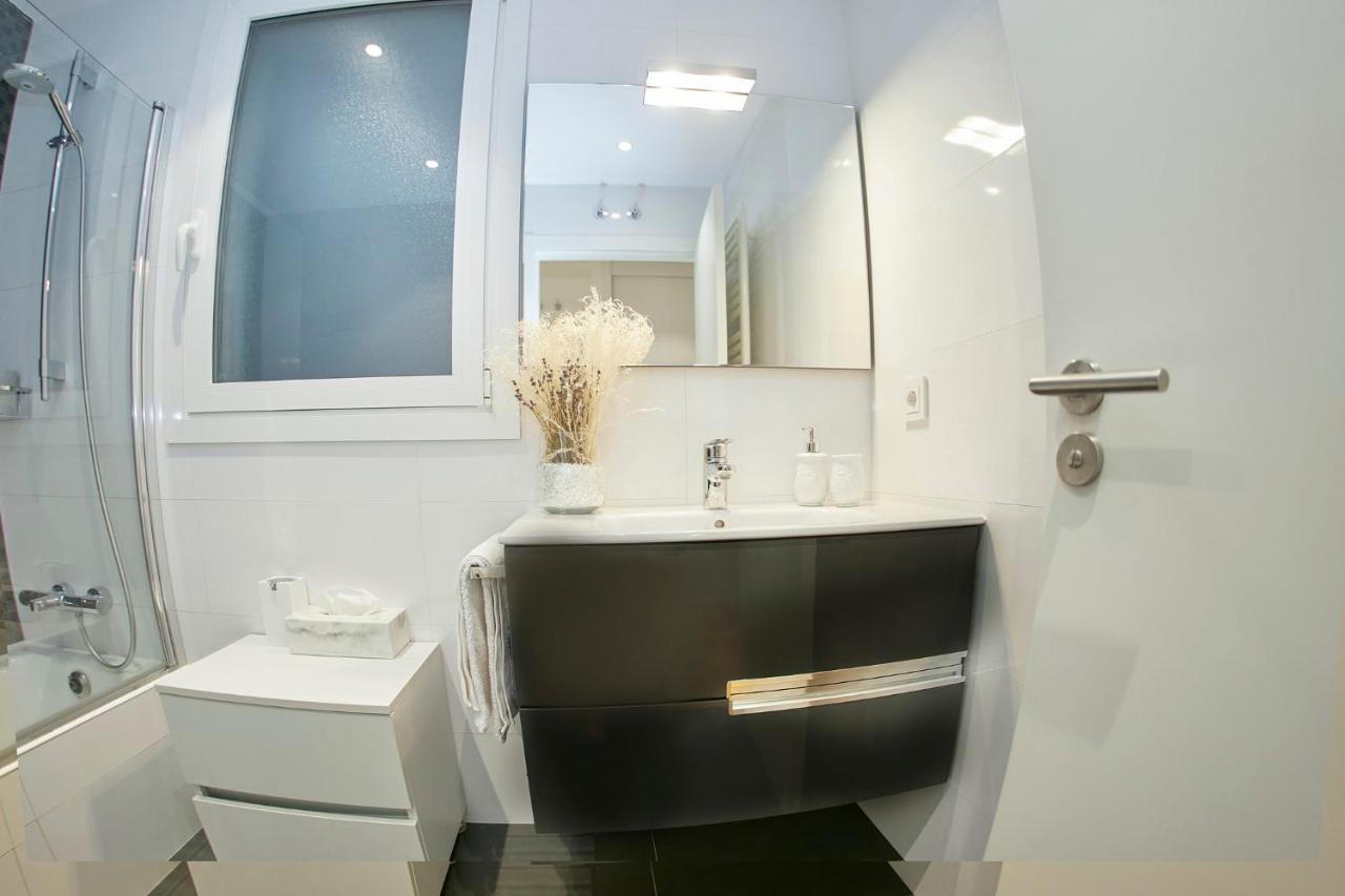 Donosti Deluxe By Luxe San Sebastian Lägenhet Exteriör bild